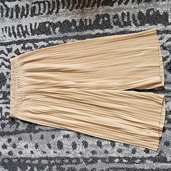 GIRL'S Wide Leg Pleated Pants 10 - Picture 1 of 4